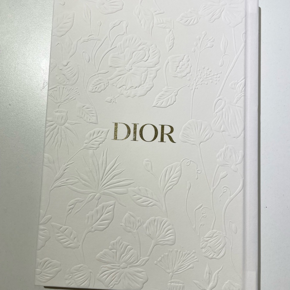 Dior Embossed Notebook - Picture 4 of 9